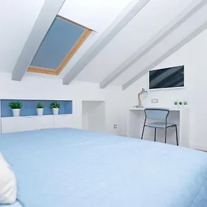  Apartment The Look